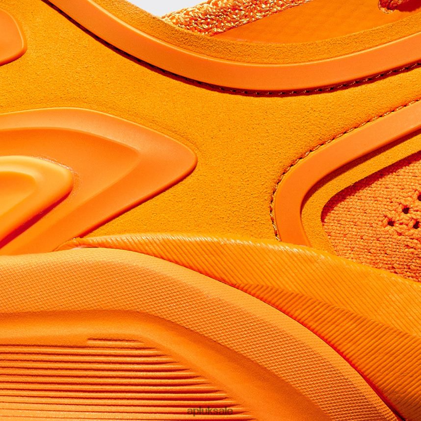 APL McLaren HySpeed - VH8XNZ353 APL Shoes UK McLaren Orange Women Running