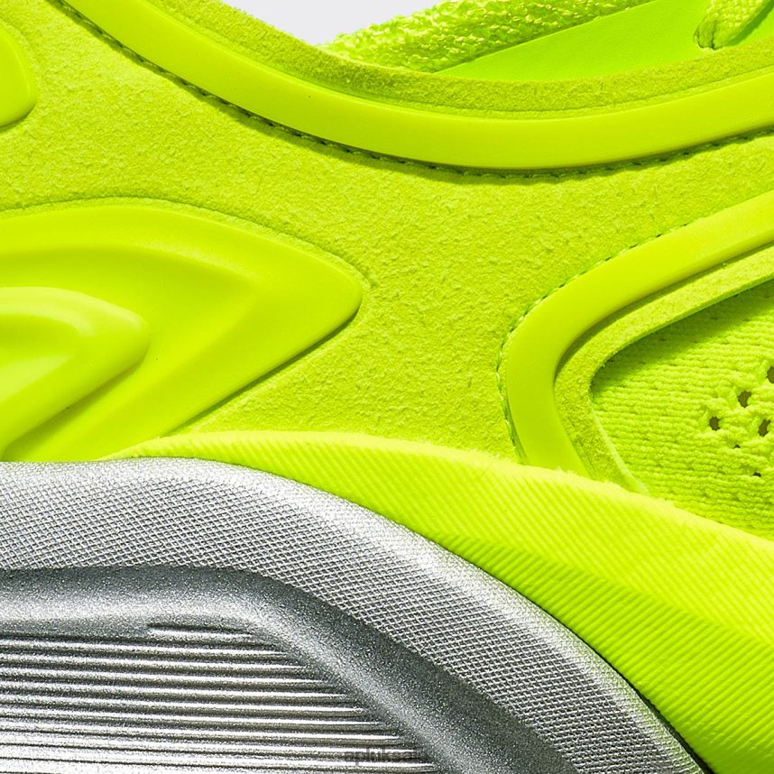 APL McLaren HySpeed - VH8XNZ357 APL Shoes UK Energy/Metallic Silver Women Running