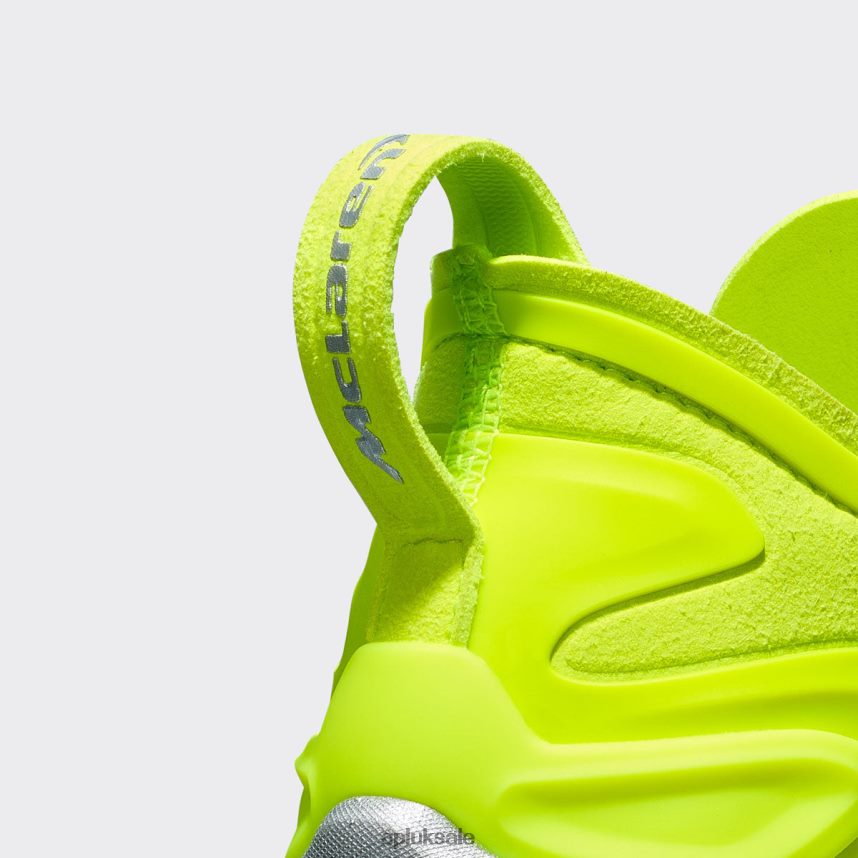 APL McLaren HySpeed - VH8XNZ357 APL Shoes UK Energy/Metallic Silver Women Running