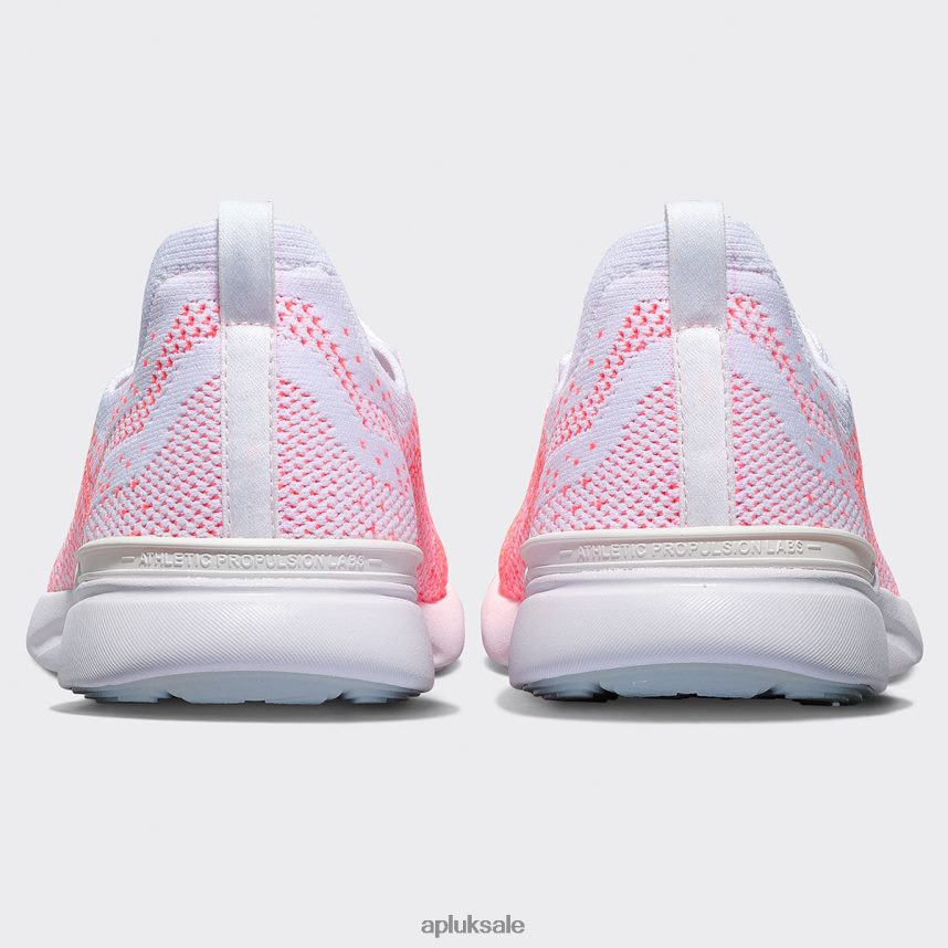 APL TechLoom Breeze 33 - VH8XNZ5 APL Shoes UK White/Impulse Red/Ombre Women Running